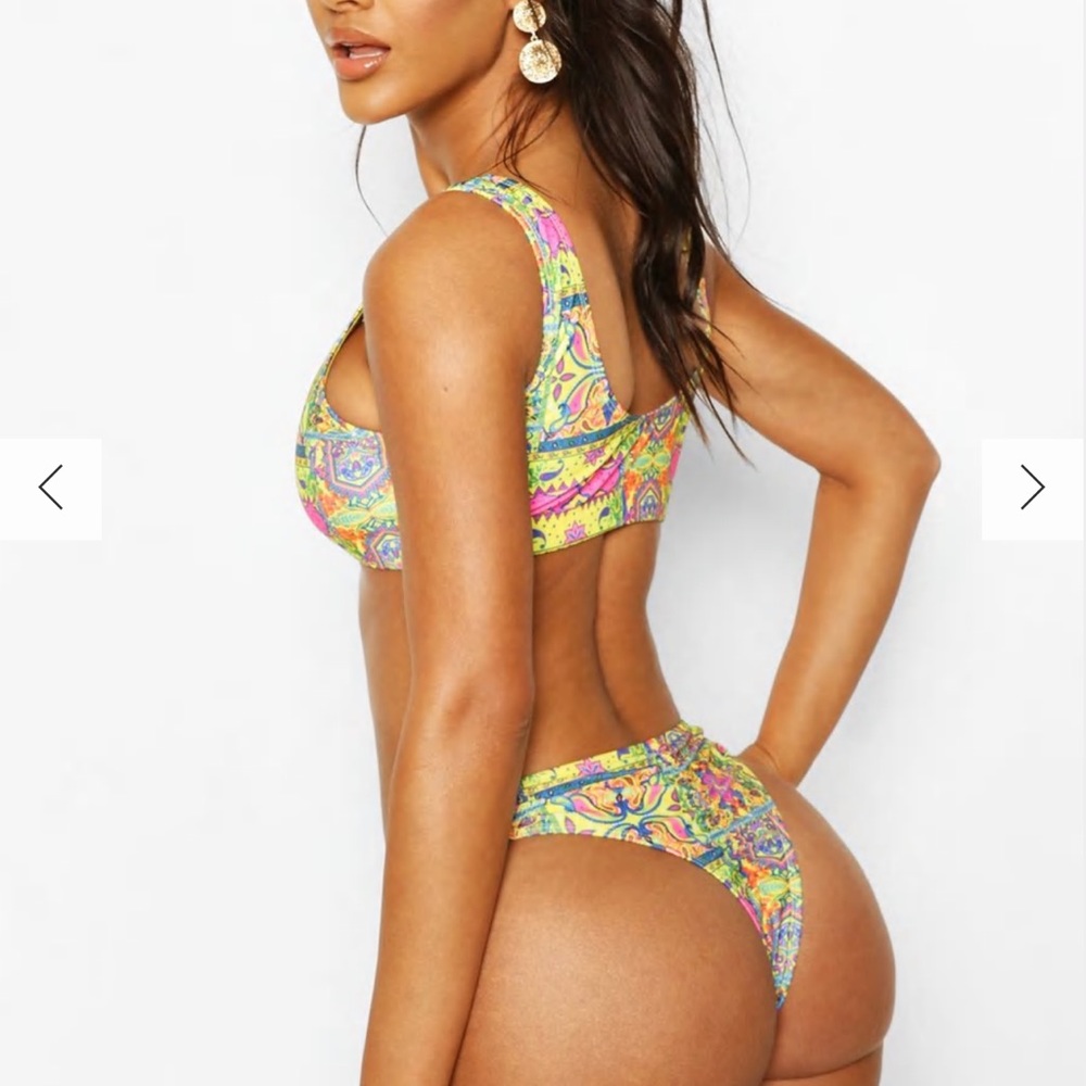 TROPICAL TILE PRINT TIE SHOULDER HIGH WAIST
BIKINI
